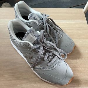 New balance sneakers 997h